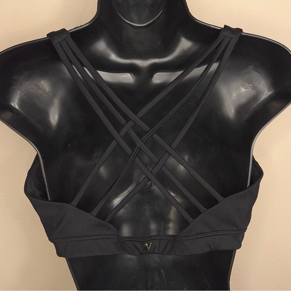 LARGE VICTORIAS SECRET BLACK BRALETTE CASUAL LINED WIREFREE STRAPPY BACK ACCENT - Picture 5 of 11